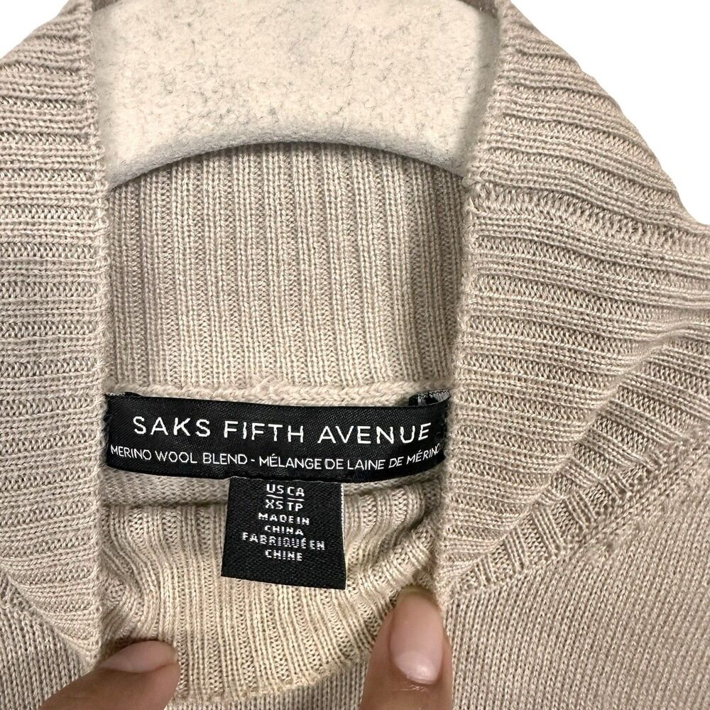 Saks Fifth Avenue Womens Sz XS Tan Merino Wool Blend Pullover Knit Sweater Vest - Picture 5 of 7